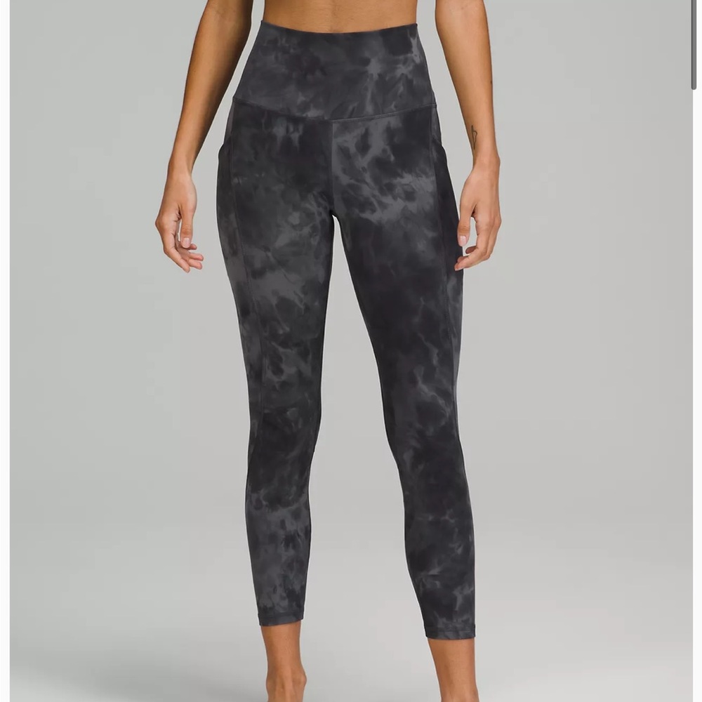 Grey Lululemon Cropped Align Leggings